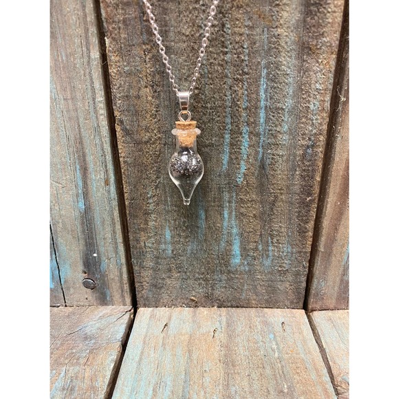 Protection black tourmaline crystal sand spell jar vial stainless steel necklace - Picture 1 of 2